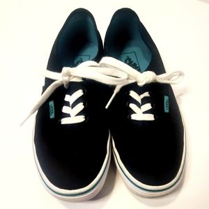 Vans Sneakers 👟 with Turquoise Accents !
